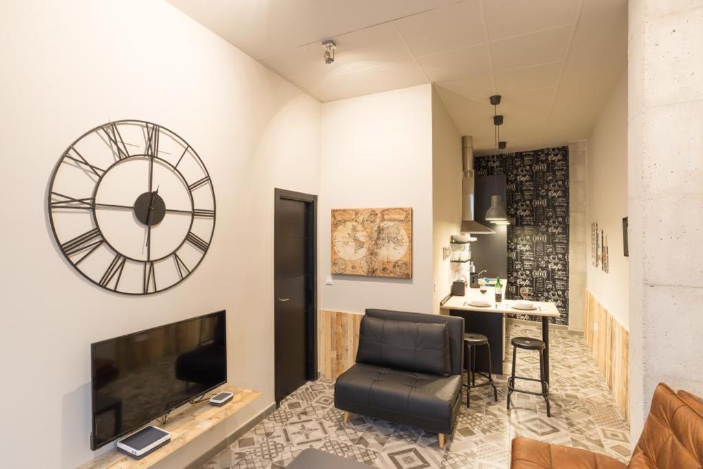Historical Center Ollerias Apartment Malaga Luaran gambar