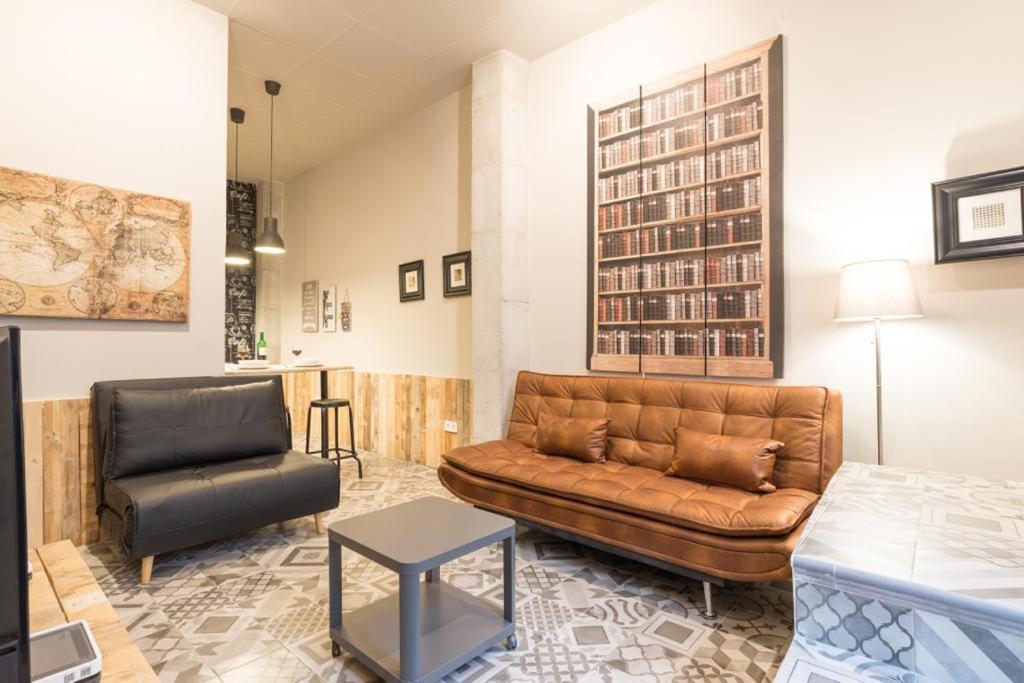 Historical Center Ollerias Apartment Malaga Luaran gambar