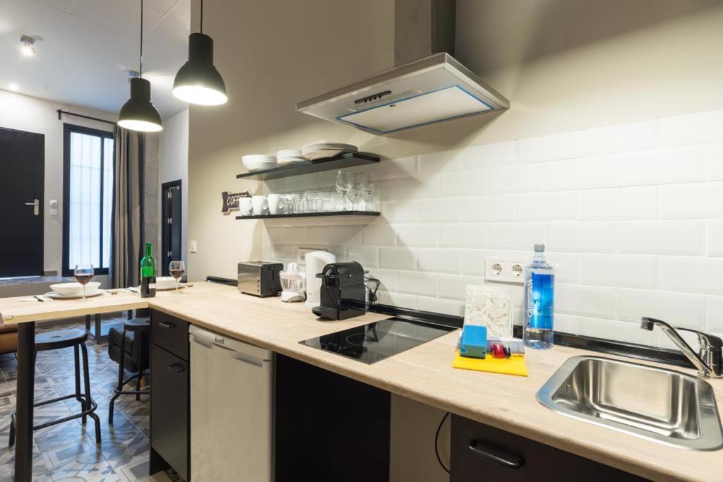 Historical Center Ollerias Apartment Malaga Luaran gambar