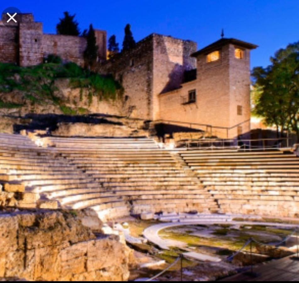 Historical Center Ollerias Apartment Malaga Luaran gambar